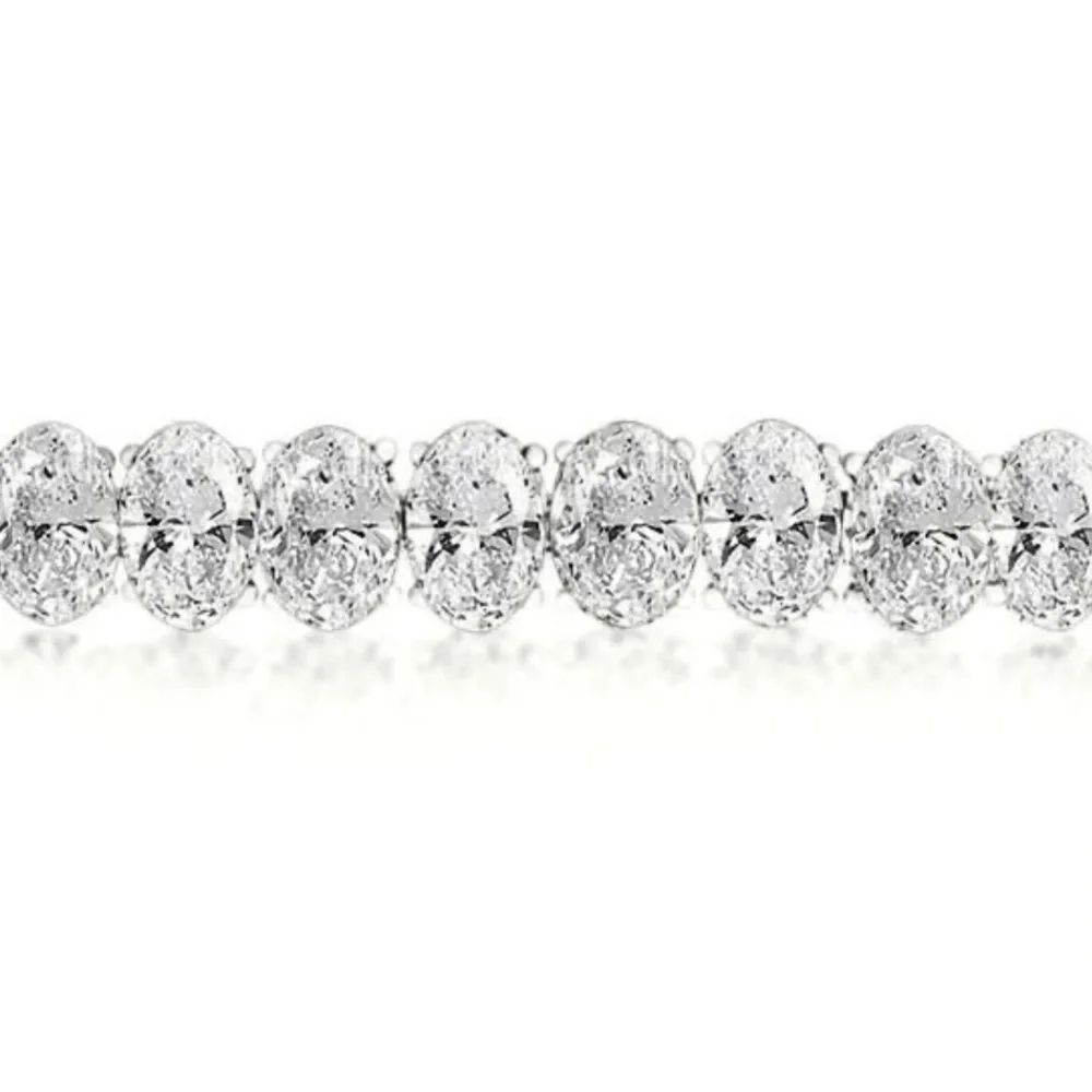 Italo Classic Oval Cut Tennis Bracelet - Picture 4 of 6